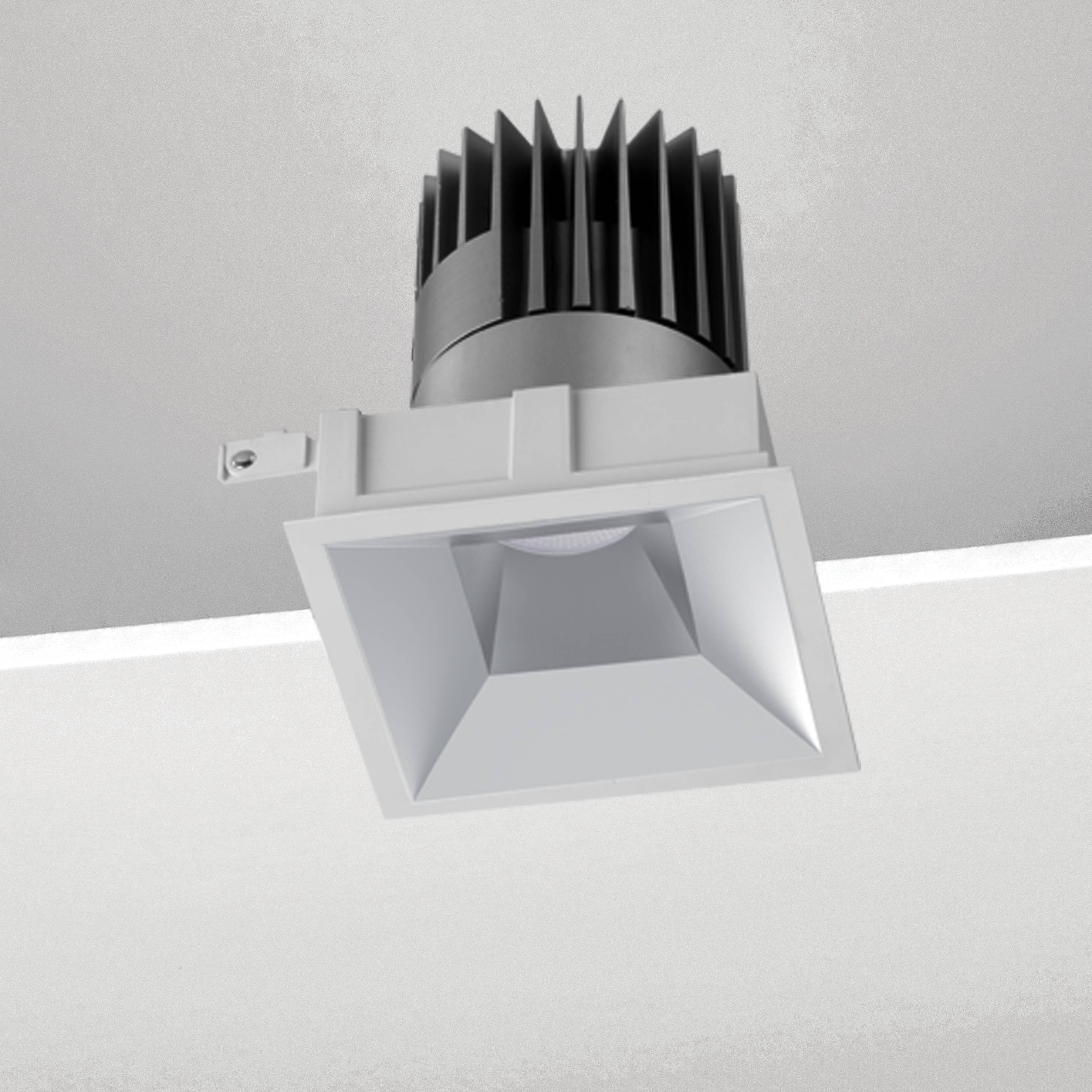 NOBILE ITALIA - NOBM2SF/CF/4K18/M1 INC.FISSO QUAD./C L125 18W 4K OP ON-OFF