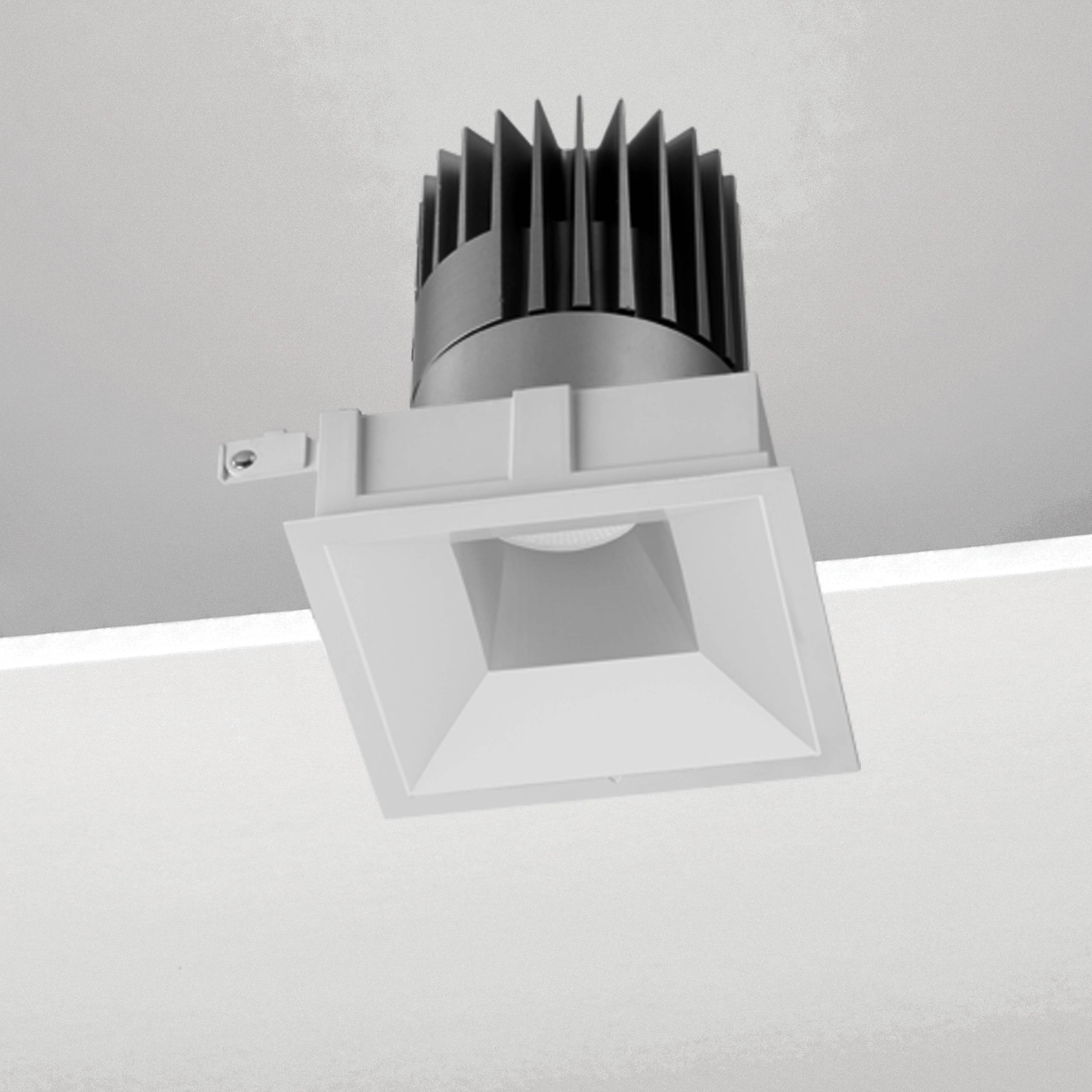 NOBILE ITALIA - NOBM2SF/CF/4K25/W6 INC. FISSO QUAD./C L125 25W 4K BI ON-OFF