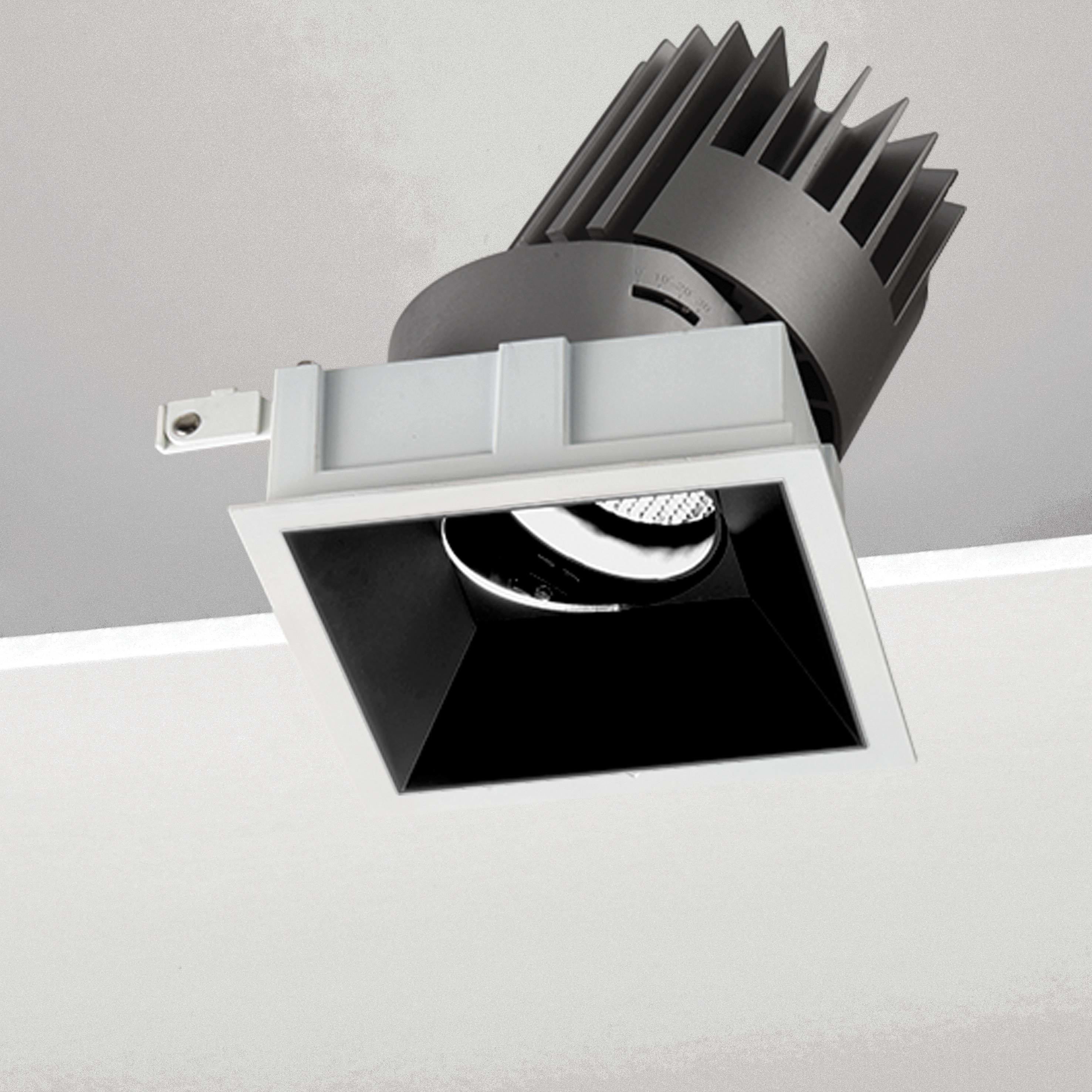 NOBILE ITALIA - NOBM3SA/CF/3K38/B1 INCASSO ORIEN. QUAD./C L150 38W 3K NE