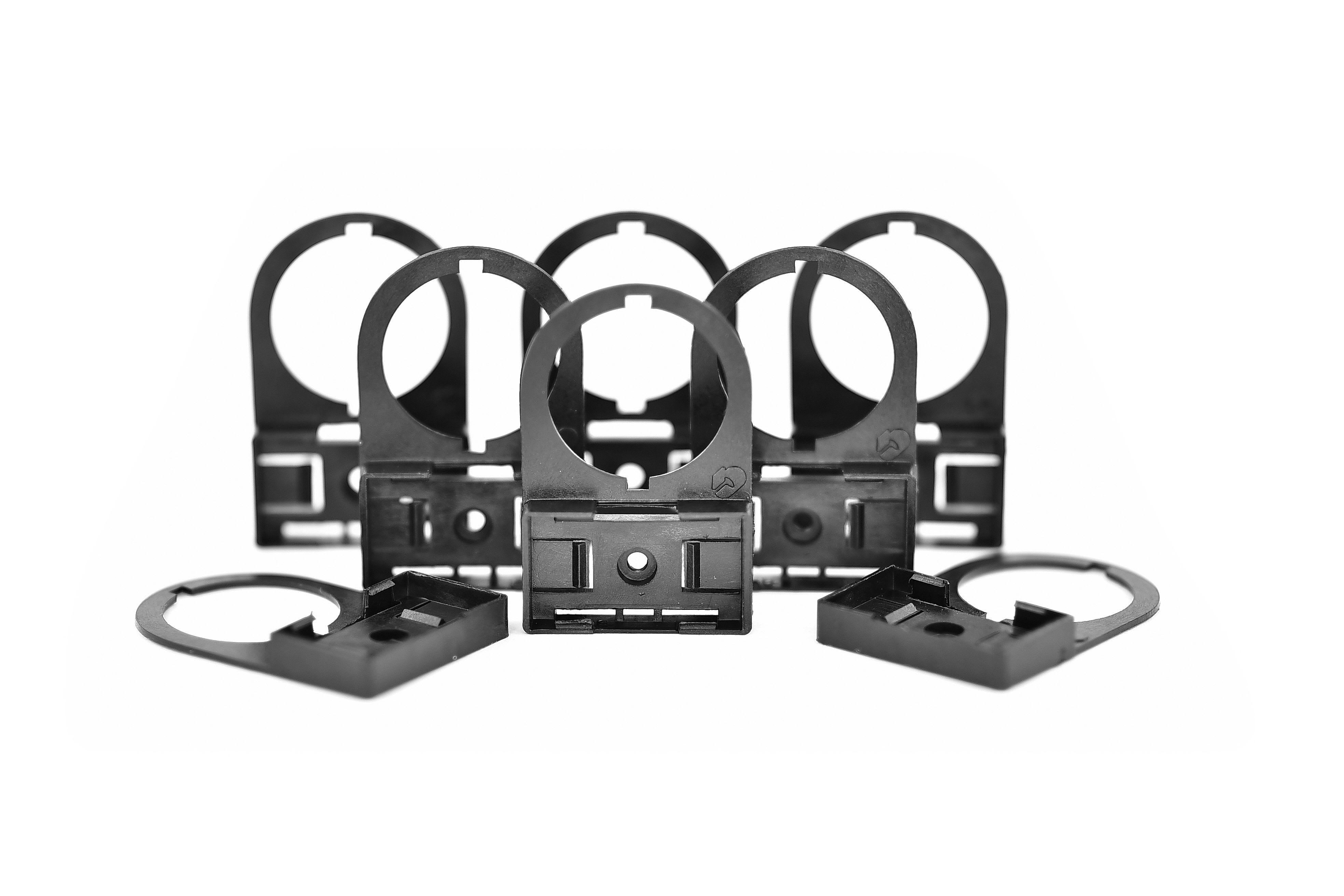 GRAFOPLAST SRL - GRASIT0B05CX PORTATARGA PULSANTI D=22 30X17 192PZ